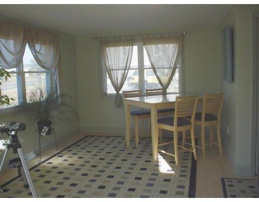 28 Thomas Road Berkley, MA 02779 - Photo 8 of 13 Gallery Image 8