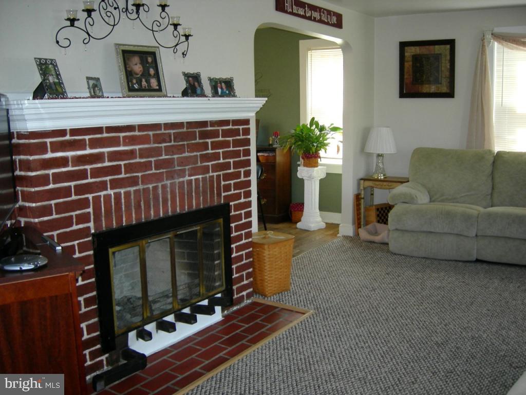 925 Rohrerstown Road Lancaster, PA 17601 - Photo 4 of 13 Gallery Image 4