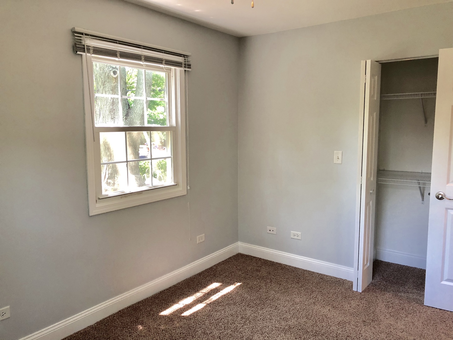 24 Pomeroy Road Montgomery, IL 60538 - Photo 22 of 29 an empty room with a window