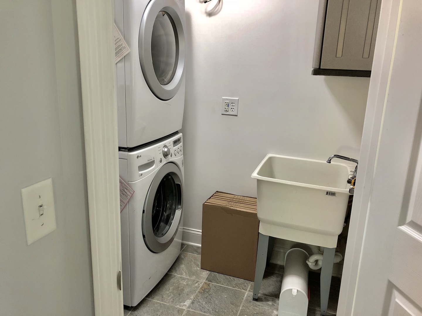 24 Pomeroy Road Montgomery, IL 60538 - Photo 10 of 29 a utility room with dryer and washer