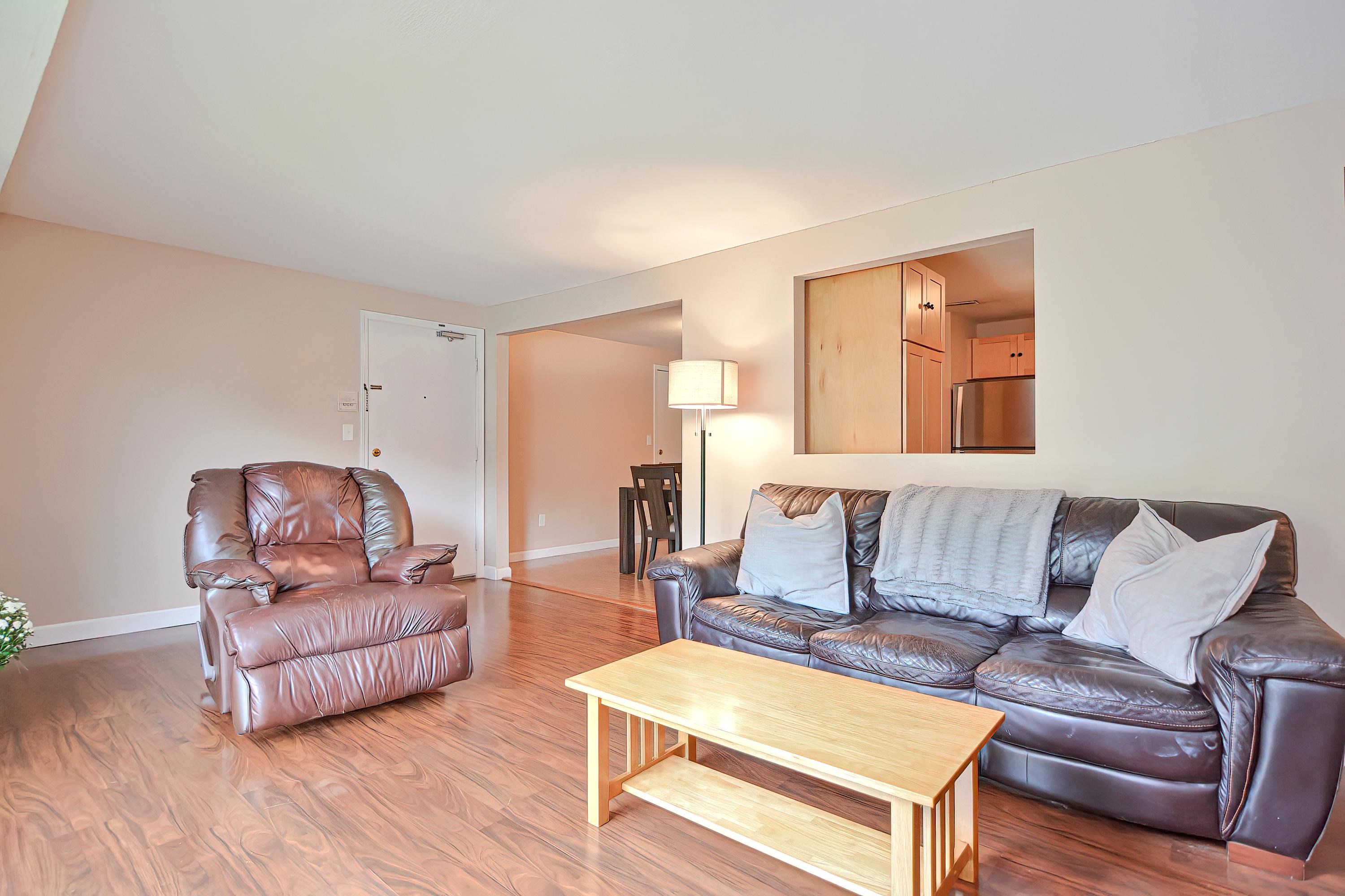 6 Brookside Drive, Unit 6 Exeter, NH 03833 - Photo 3 of 29 Gallery Image 3