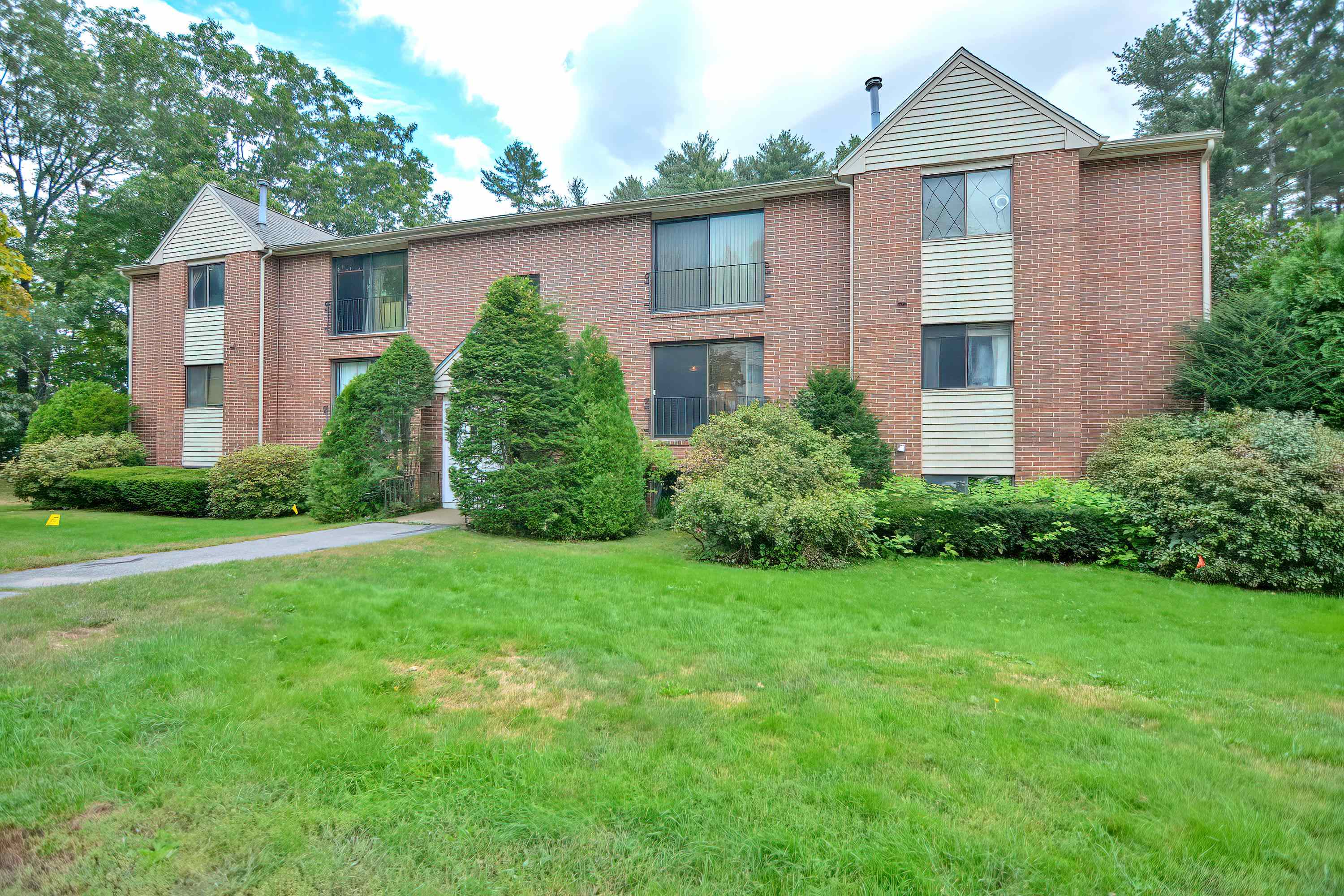 6 Brookside Drive, Unit 6 Exeter, NH 03833 - Photo 28 of 29 Gallery Image 28