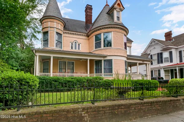 $1,999,500 | 412 South 3rd Street, Wilmington, NC 28401