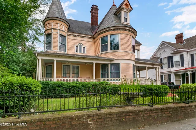 $1,999,500 | 412 South 3rd Street, Wilmington, NC 28401