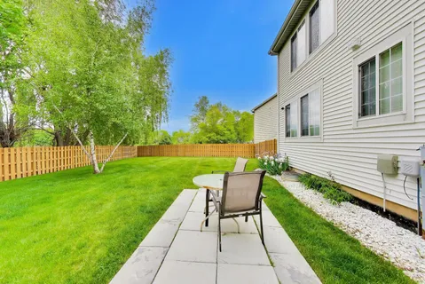 $435,000 | 527 Mara Lynn, Round Lake, IL 60073
