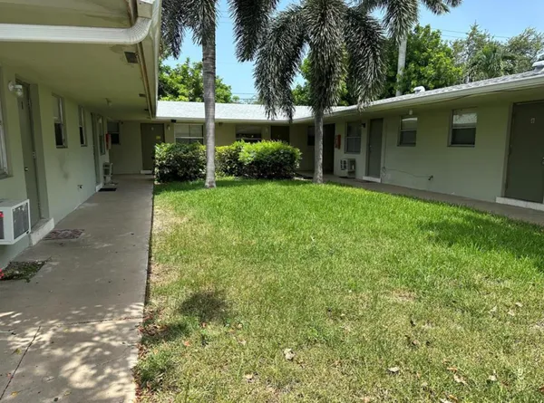 $1,475 | 317 North 61st Terrace, Unit 6, Hollywood, FL 33024