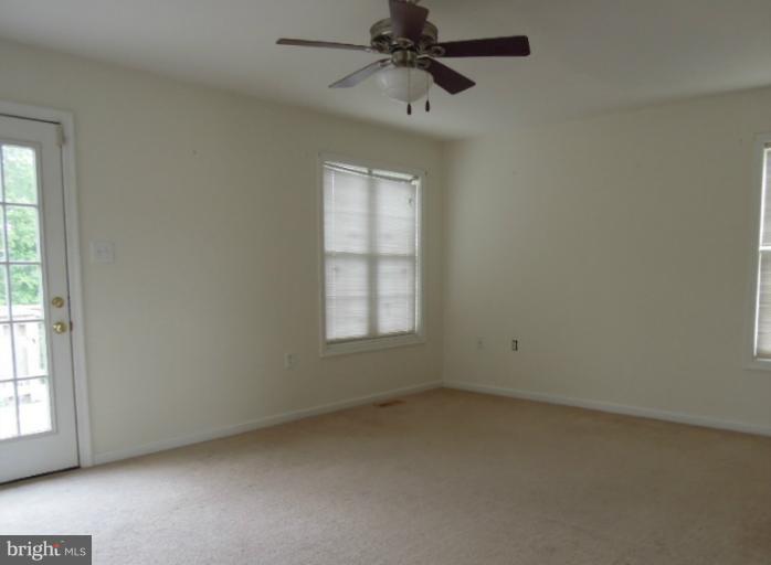 12 Hare Court Ranson, WV 25438 - Photo 16 of 24 Family Room