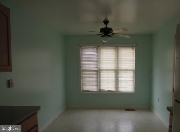 12 Hare Court Ranson, WV 25438 - Photo 9 of 24 Interior (General)