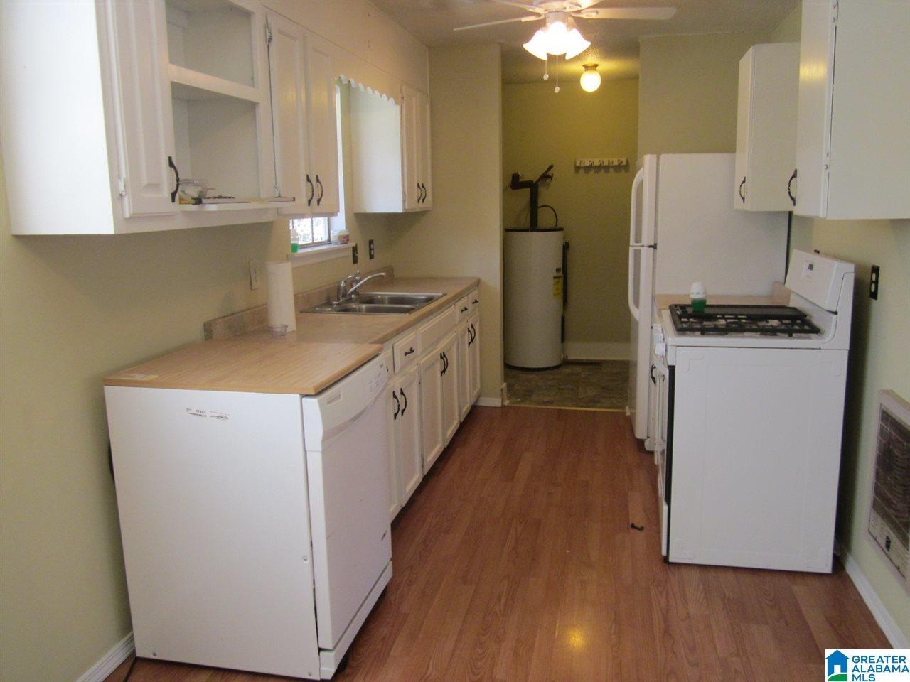 4015 Goodwin Road Bessemer, AL 35022 - Photo 10 of 33
