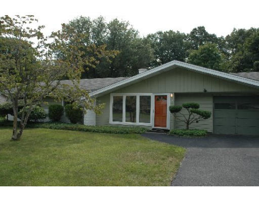 11 Brownlea Road Framingham, MA 01701 - Photo 1 of 1 Gallery Image 1