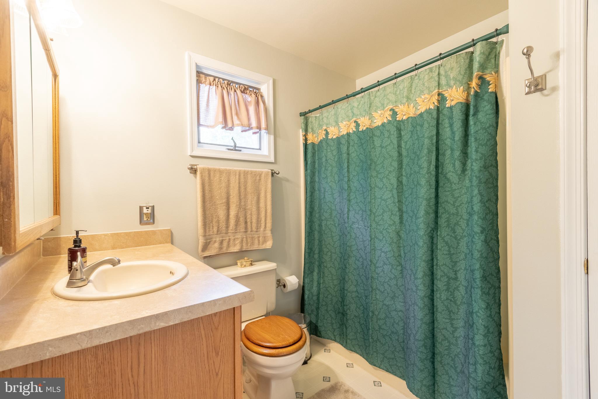 3265 Hillegass Road Pennsburg, PA 18073 - Photo 17 of 35