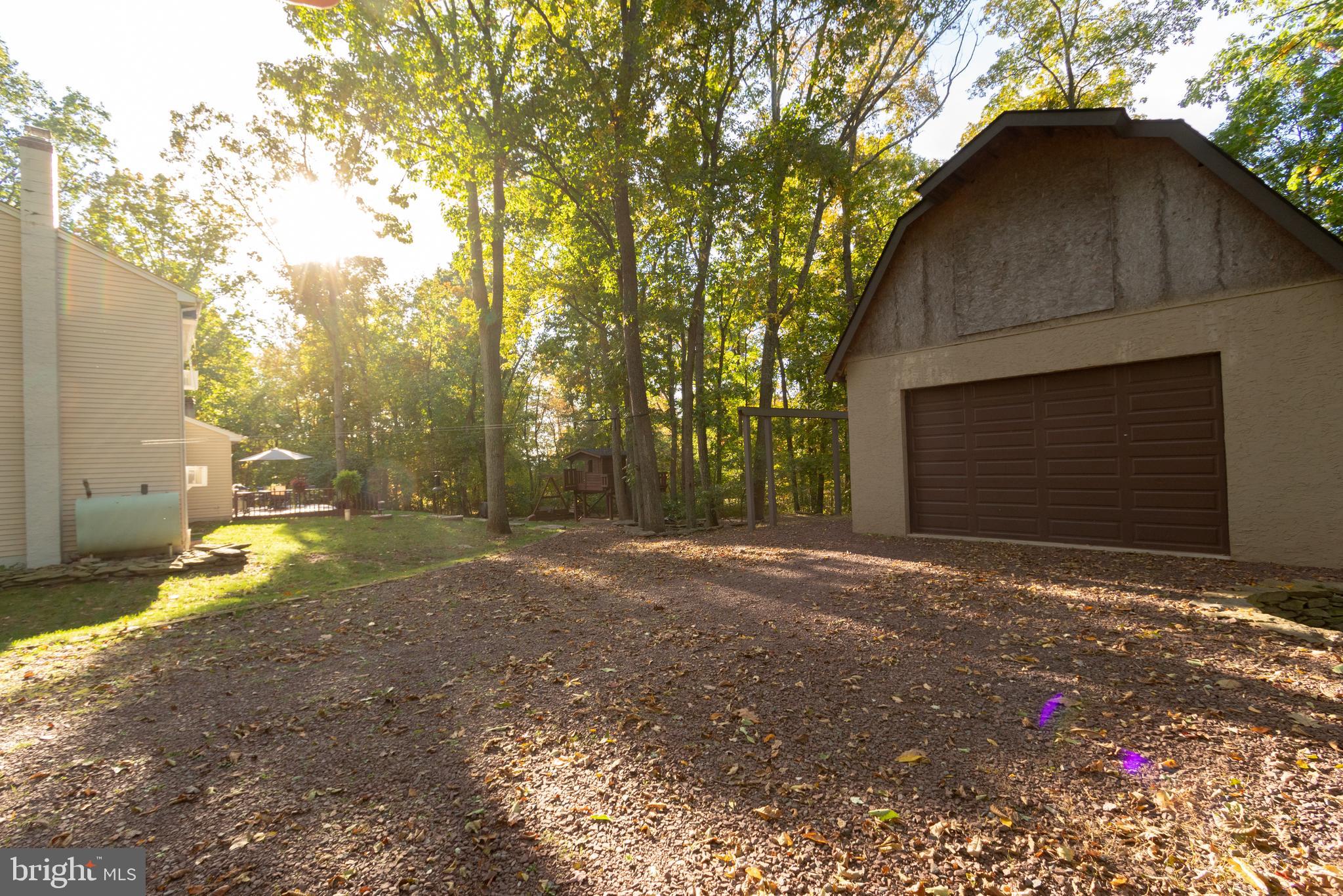 3265 Hillegass Road Pennsburg, PA 18073 - Photo 26 of 35