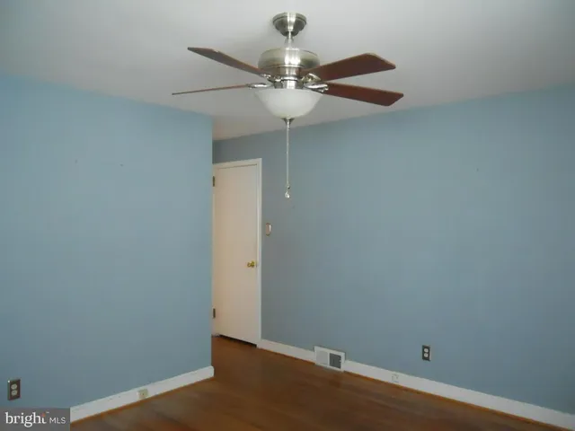 $325,000 | 909 Brighton Avenue, Reading, PA 19606