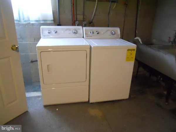 $319,900 | 909 Brighton Avenue, Reading, PA 19606