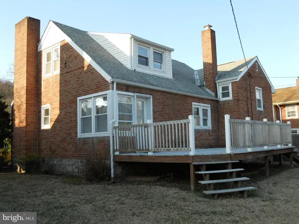 $319,900 | 909 Brighton Avenue, Reading, PA 19606