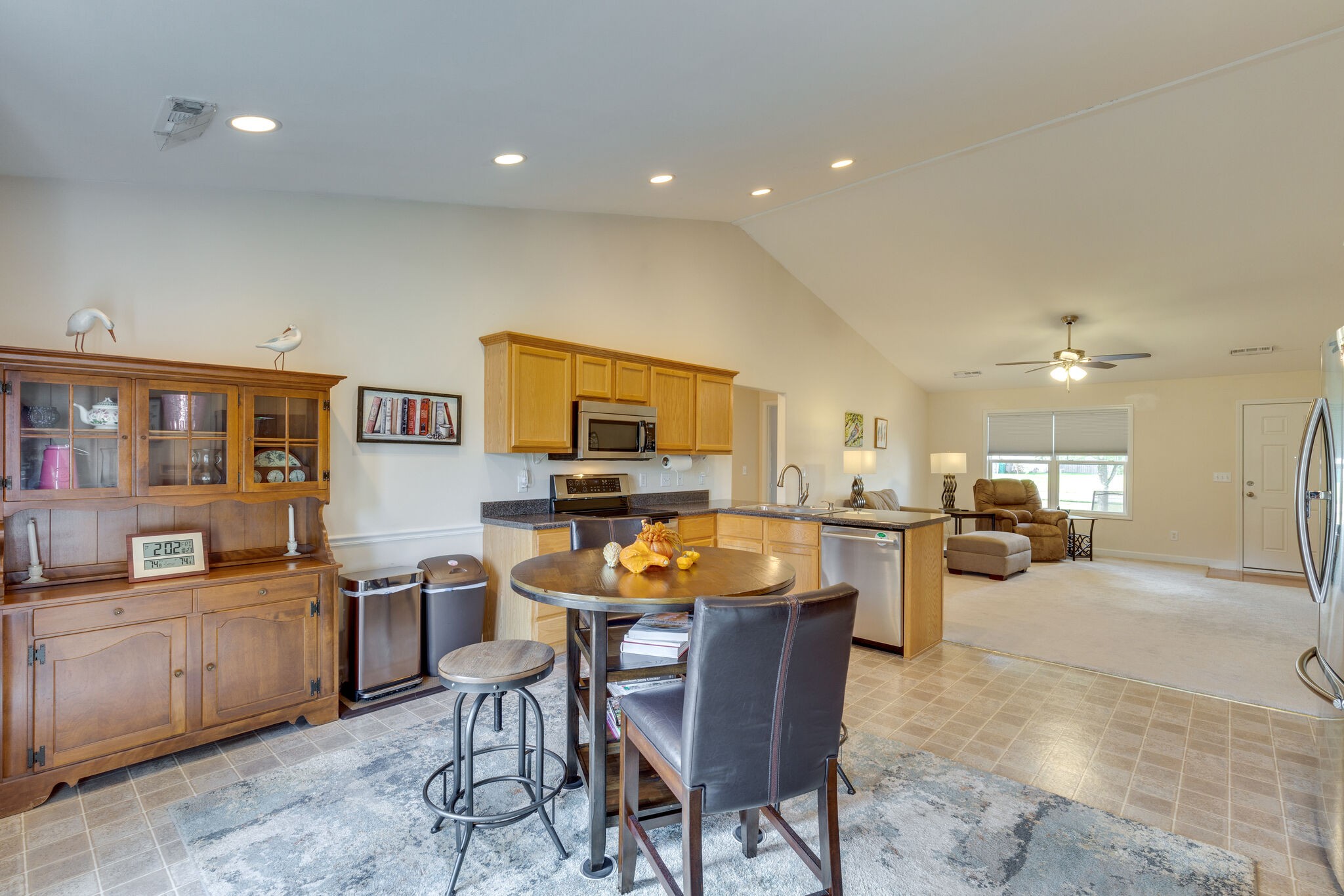 1037 Hummingbird Lane Spring Hill, TN 37174 - Photo 14 of 28 Gallery Image 14
