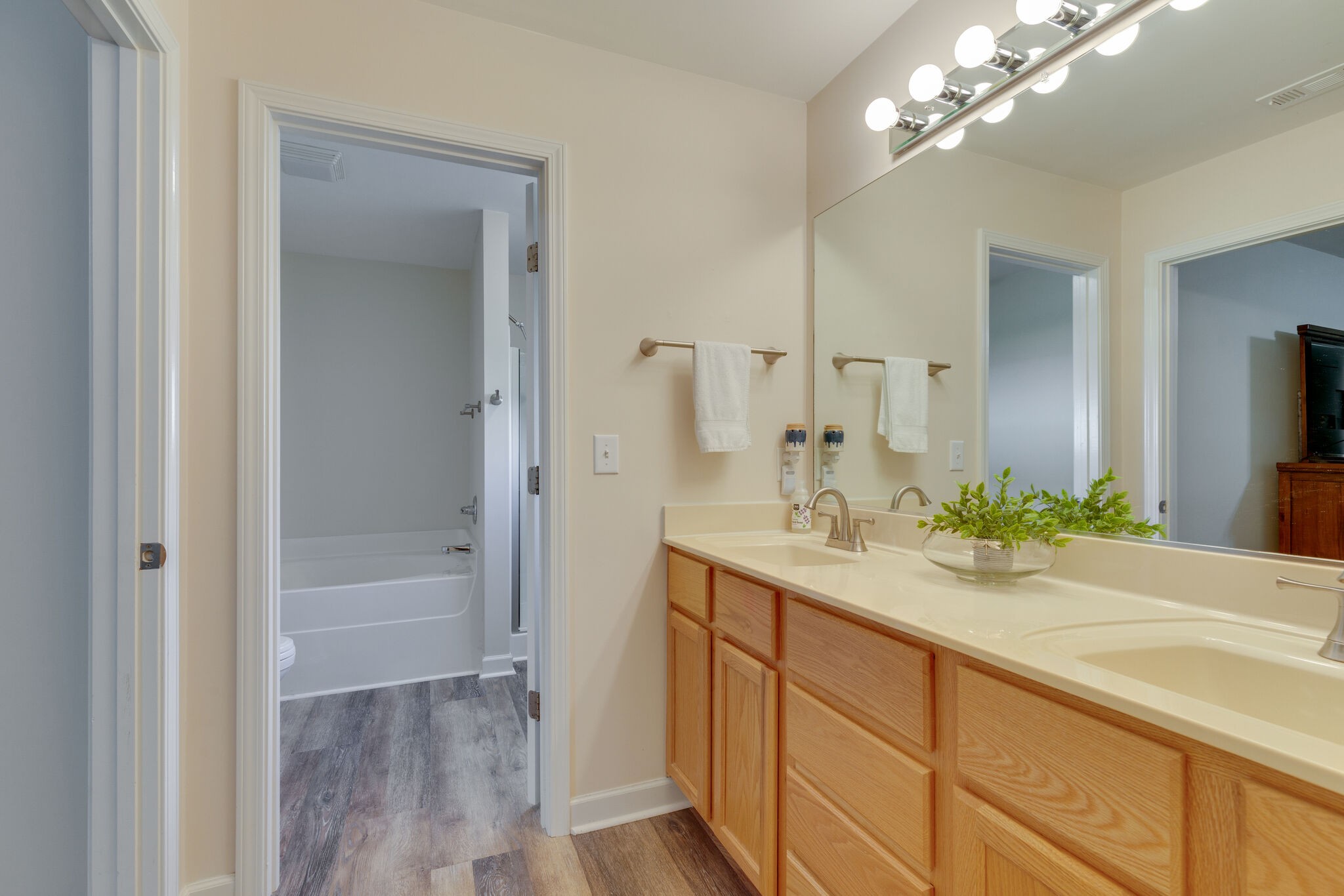 1037 Hummingbird Lane Spring Hill, TN 37174 - Photo 17 of 28 Gallery Image 17