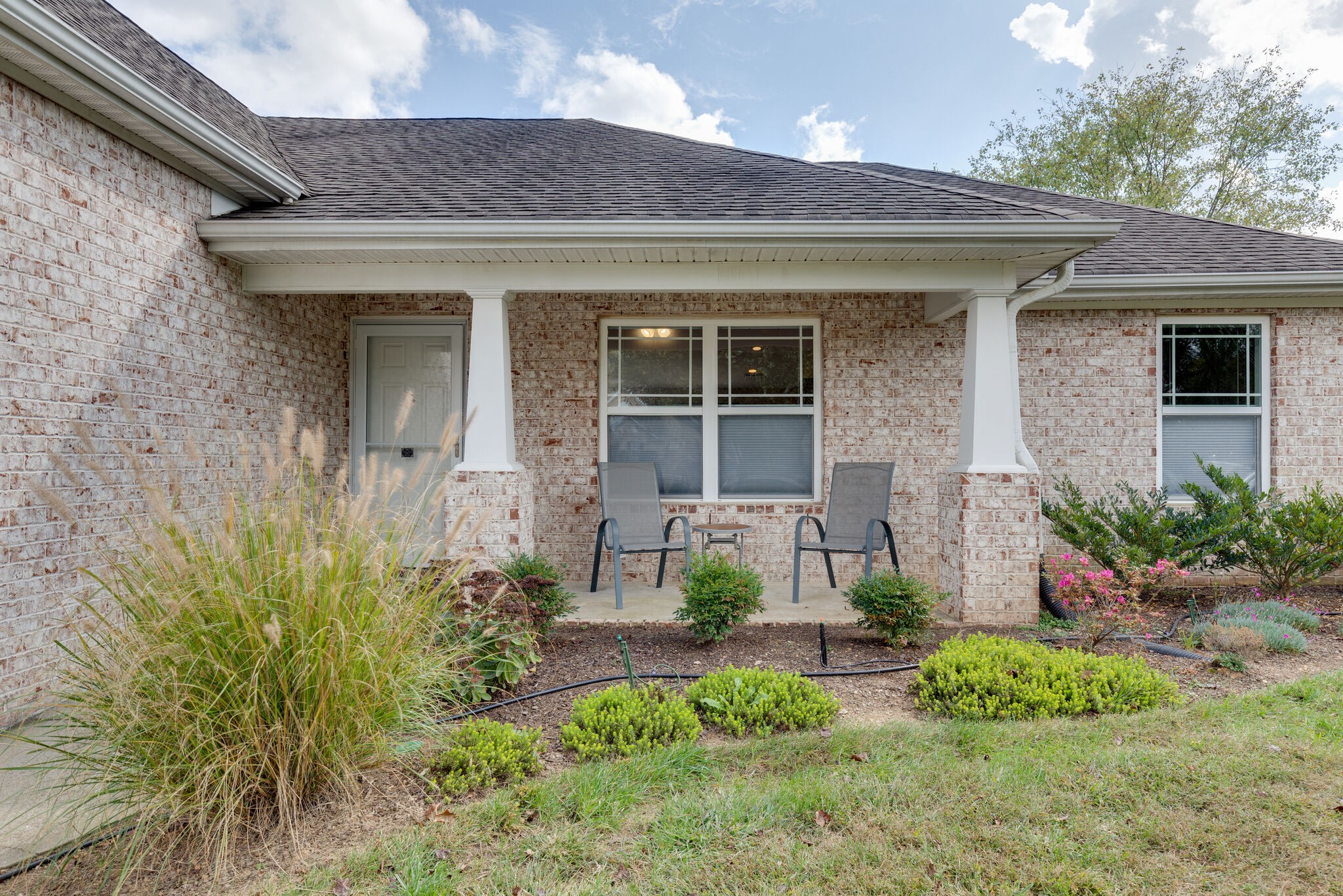 1037 Hummingbird Lane Spring Hill, TN 37174 - Photo 3 of 28 Gallery Image 3