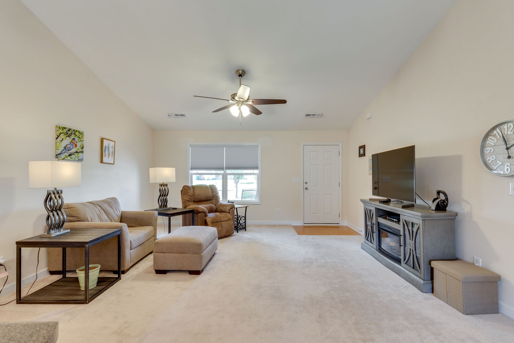 1037 Hummingbird Lane Spring Hill, TN 37174 - Photo 7 of 28 Gallery Image 7