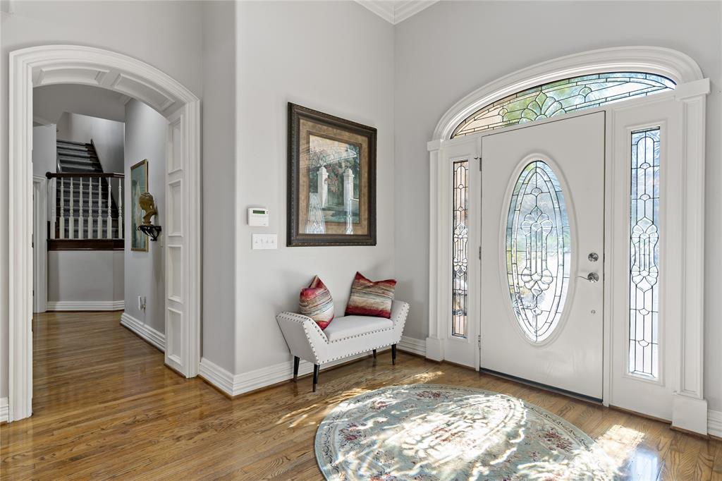 571 Hidden Lake Drive Powderly, TX 75473 - Photo 5 of 40 a living room with furniture and a window