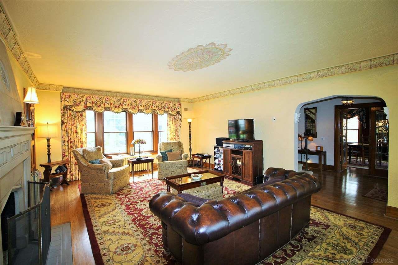 865 Trombley Road Grosse Pointe Park, MI 48230 - Photo 12 of 99