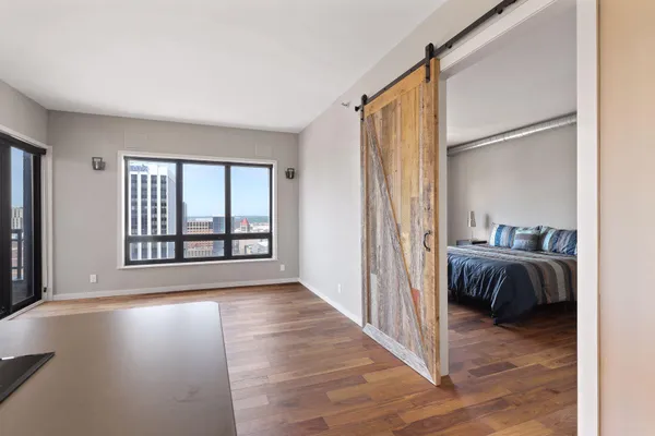 $335,000 | 168 6th Street East, Unit 2702, St. Paul, MN 55101