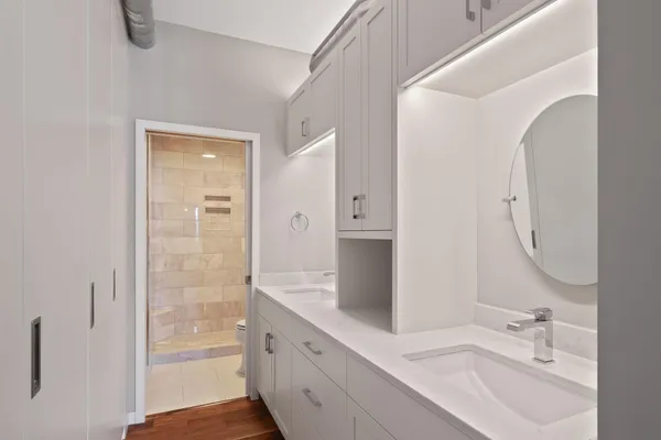 $335,000 | 168 6th Street East, Unit 2702, St. Paul, MN 55101