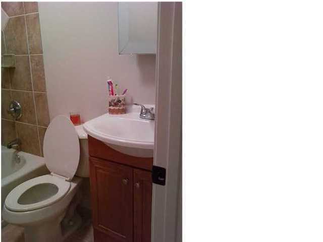 2634 Hwy Santa Rosa Beach, Unit 30A Santa Rosa Beach, FL 32459 - Photo 3 of 12 a bathroom with a sink and a toilet