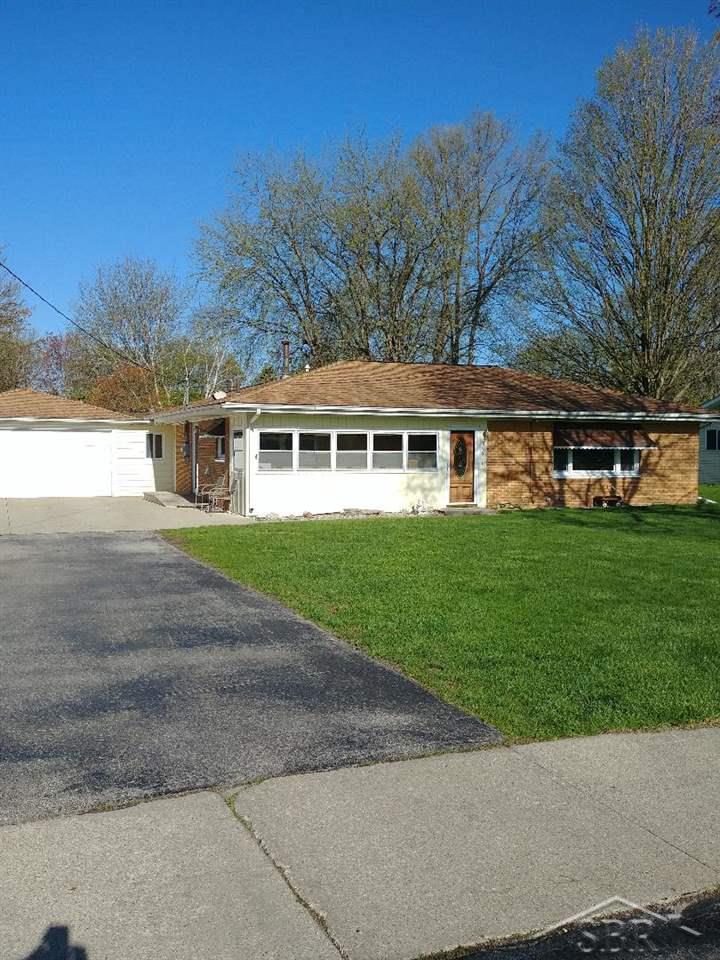 600 South Center Road Saginaw, MI 48638 - Photo 1 of 13