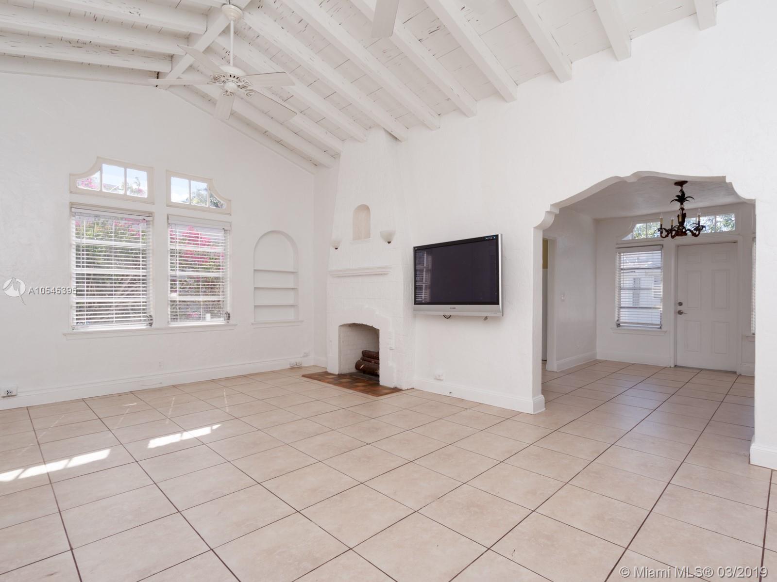 8838 Harding Avenue Surfside, FL 33154 - Photo 17 of 51 Gallery Image 17
