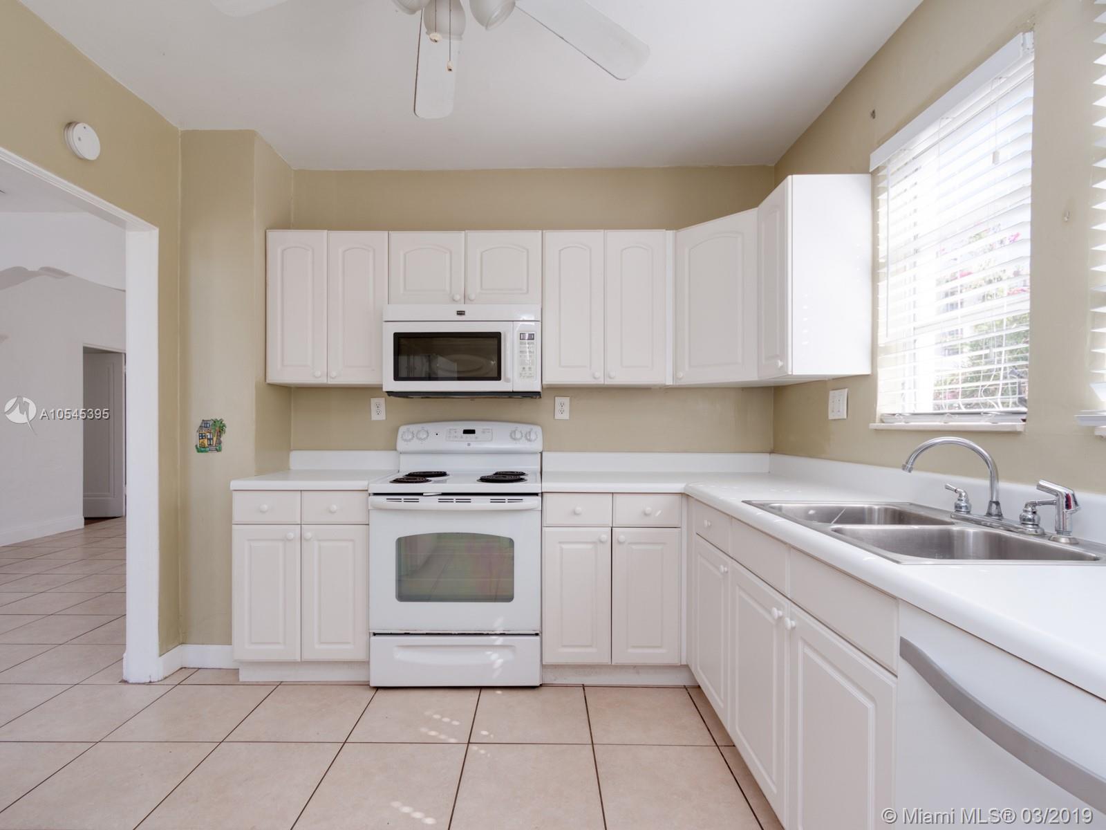 8838 Harding Avenue Surfside, FL 33154 - Photo 44 of 51 Gallery Image 44