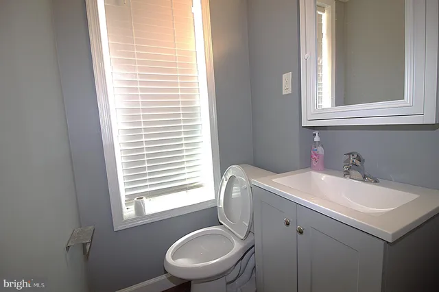 $139,000 | 4030 Pennington Avenue, Curtis Bay, MD 21226