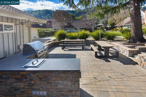 $979,000 | 183 Miramonte Drive, Moraga, CA 94556