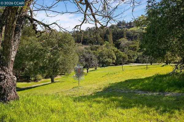 $979,000 | 183 Miramonte Drive, Moraga, CA 94556