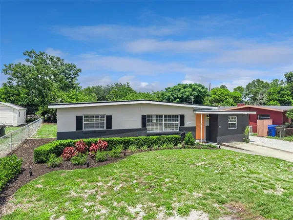 $300,000 | 1100 Wurst Road, Ocoee, FL 34761