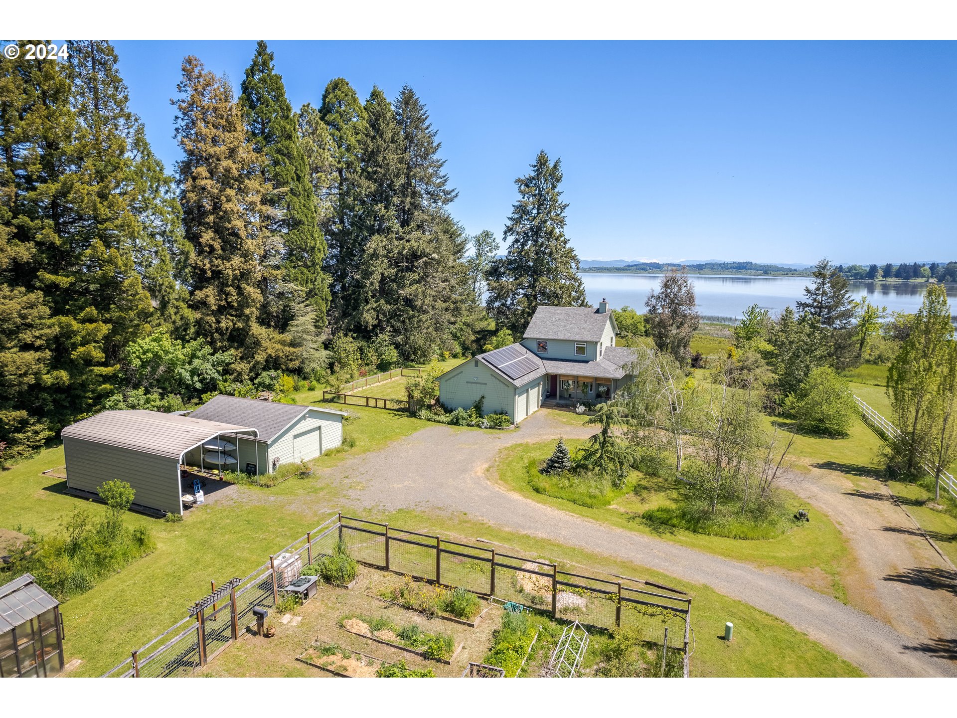 26127 Marina Road Veneta, OR 97487 - Photo 2 of 48 Gallery Image 2