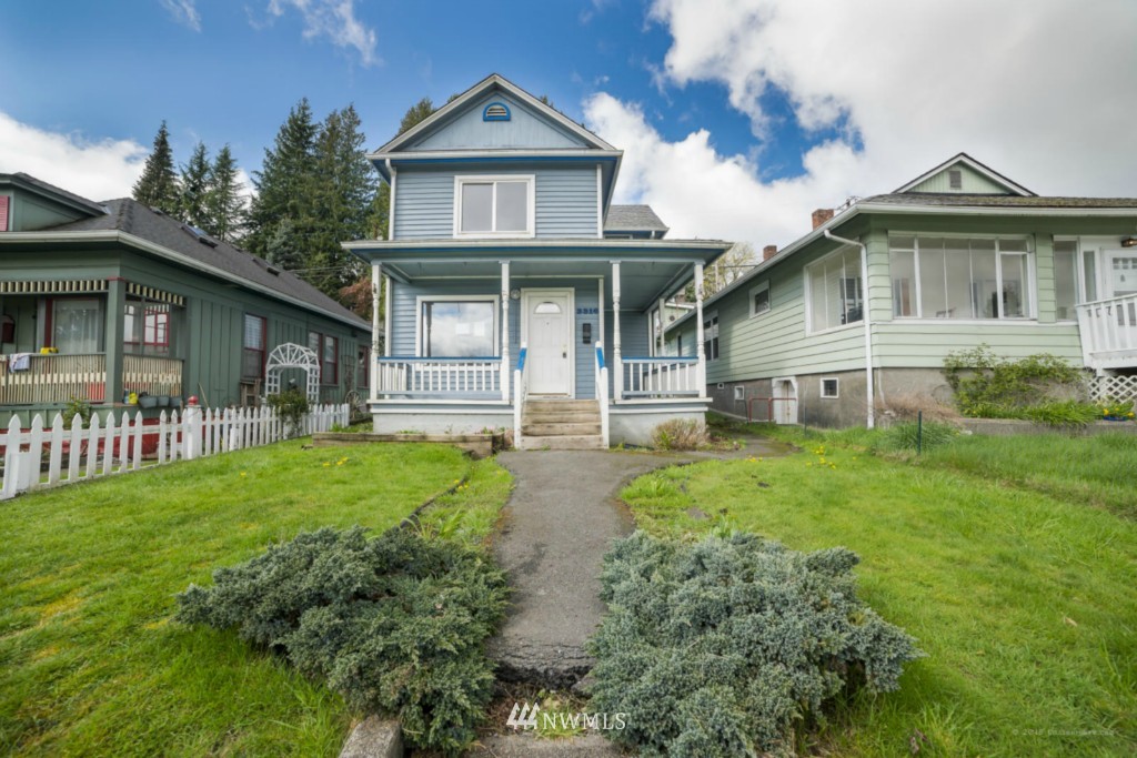 3316 Rucker Avenue Everett, WA 98201 - Photo 14 of 18