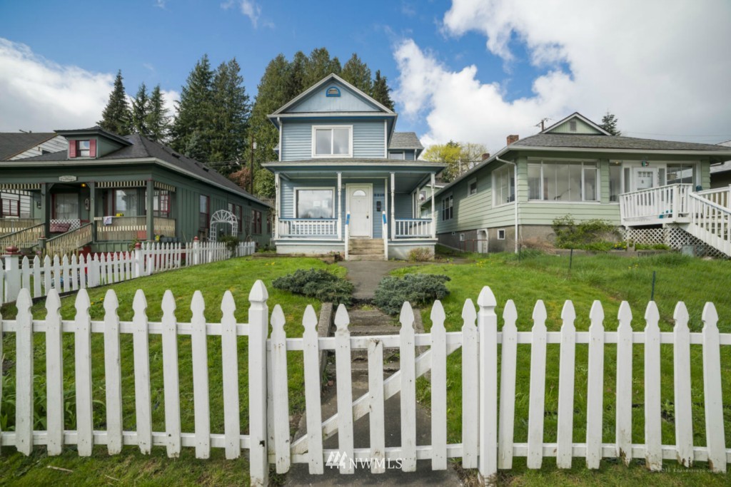 3316 Rucker Avenue Everett, WA 98201 - Photo 15 of 18