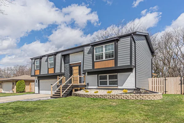 a view of outdoor space yard deck and patio
