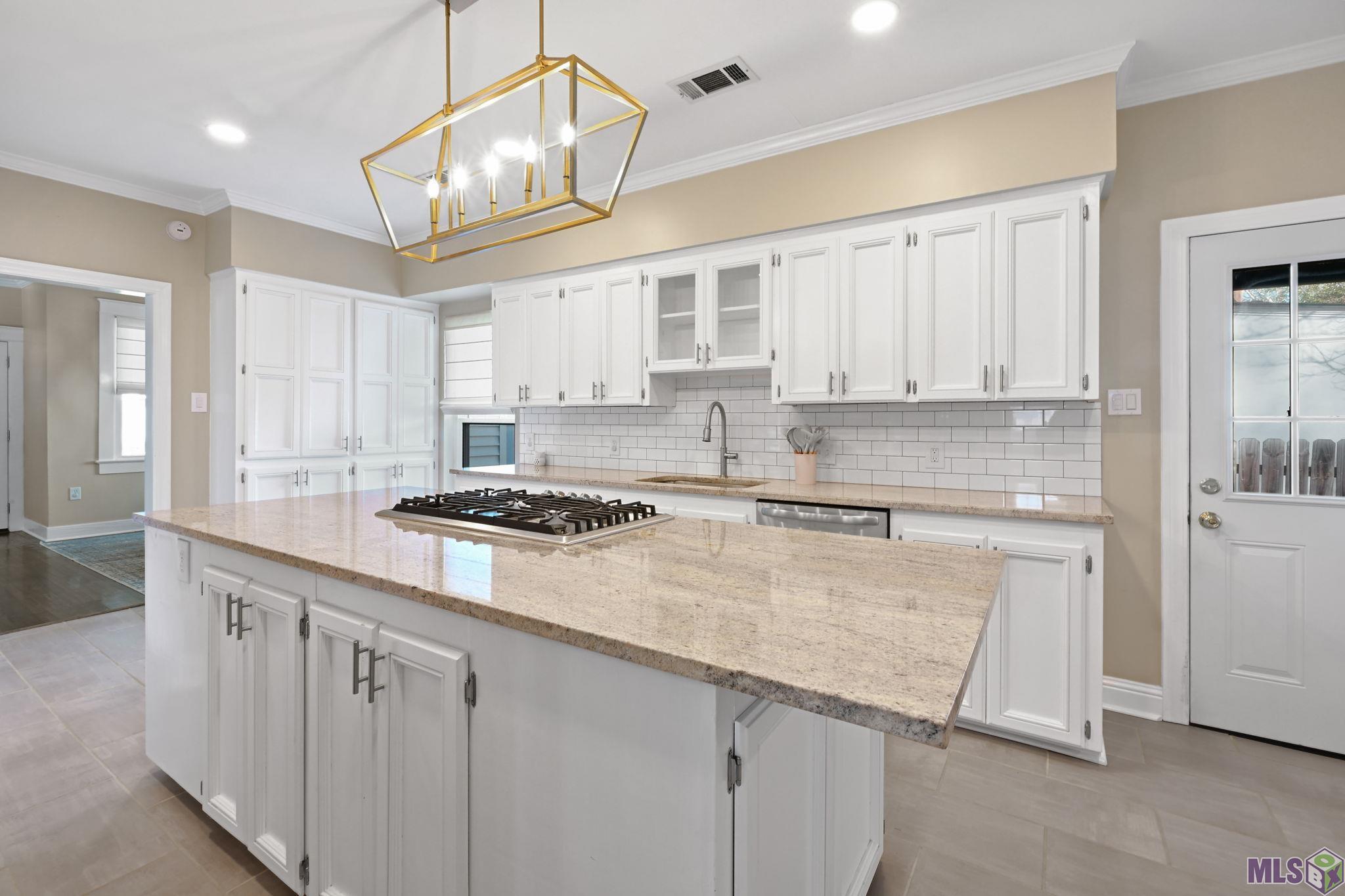 1525 South Eugene Street Baton Rouge, LA 70808 - Photo 2 of 26