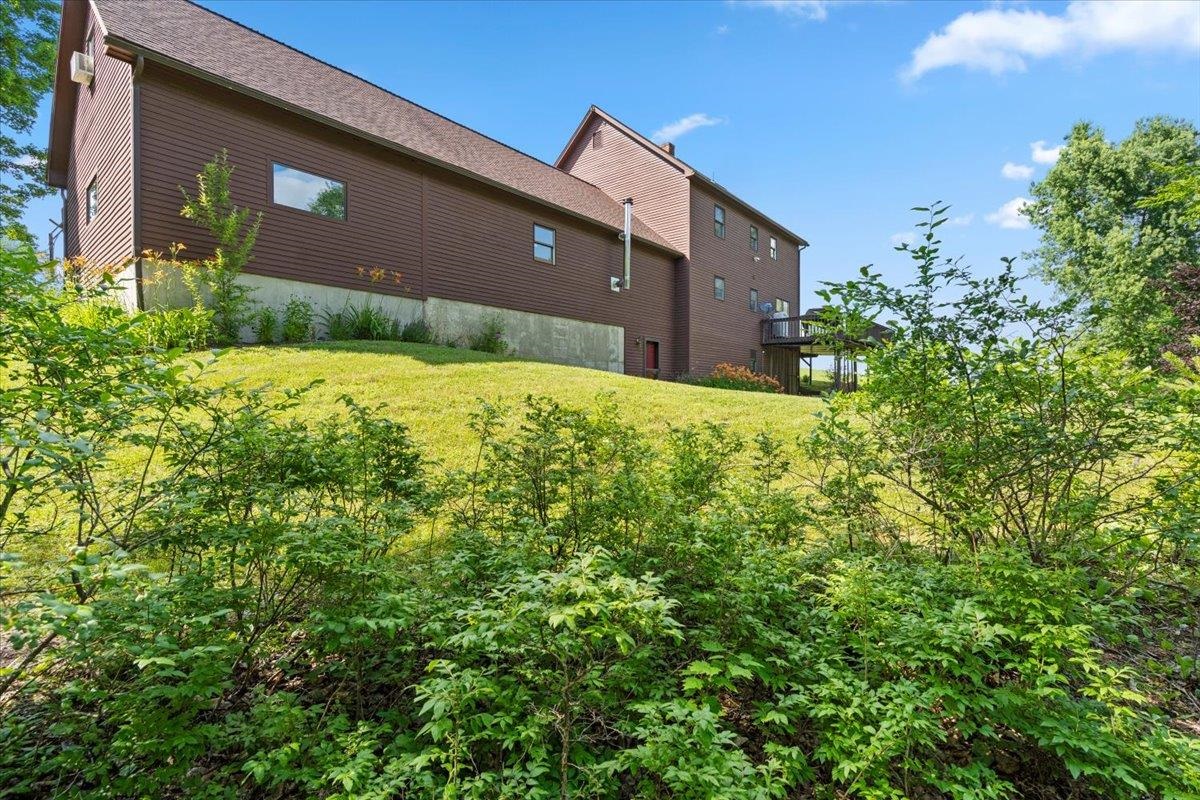 1585 Country Club Road Plainfield, VT 05667 - Photo 9 of 57