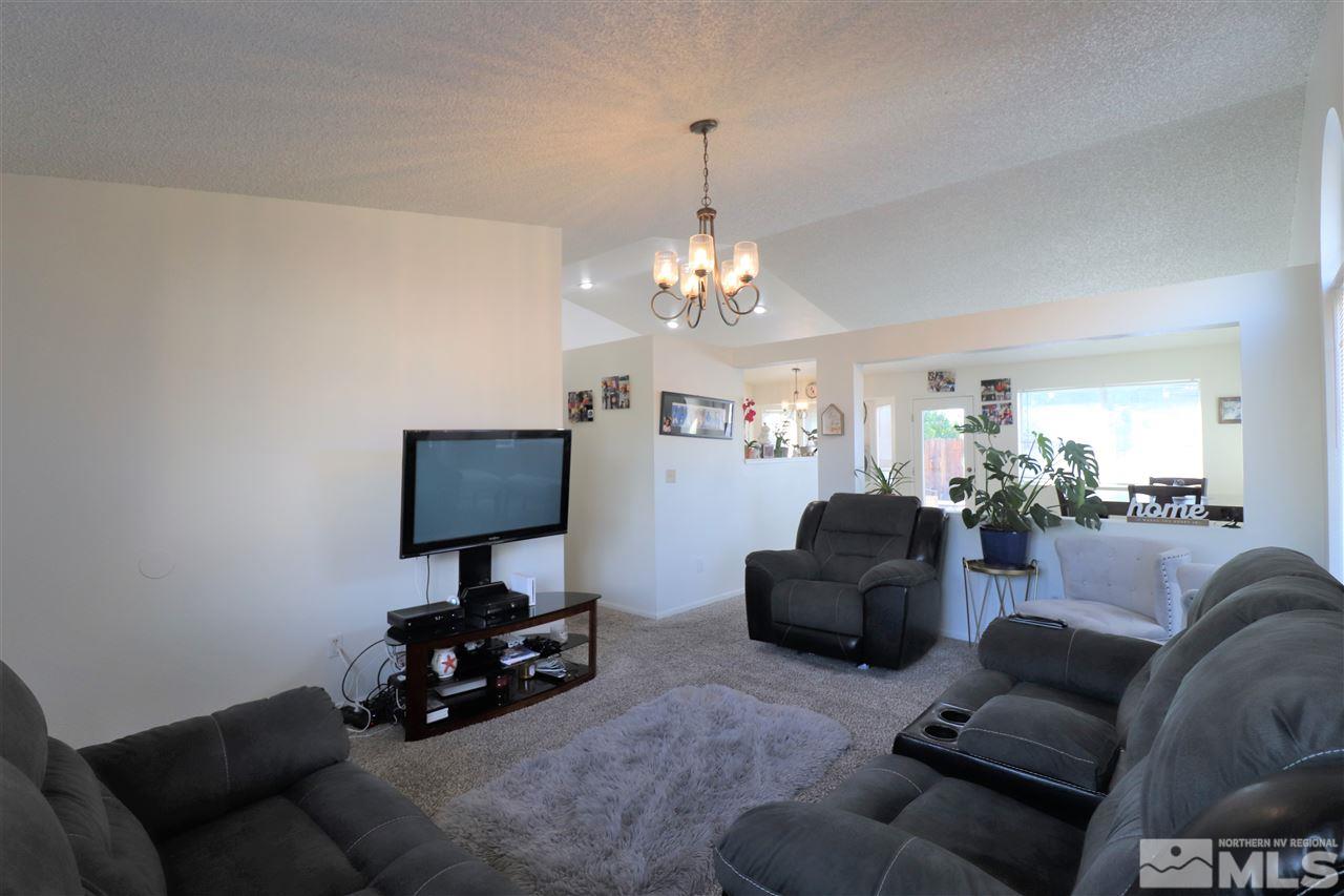 7877 Anchor Point Drive Reno, NV 89506 - Photo 3 of 20 Photo 3