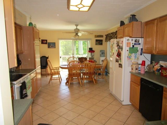 511 Dow Road Orrington, ME 04474 - Photo 9 of 28 DINING AREA
