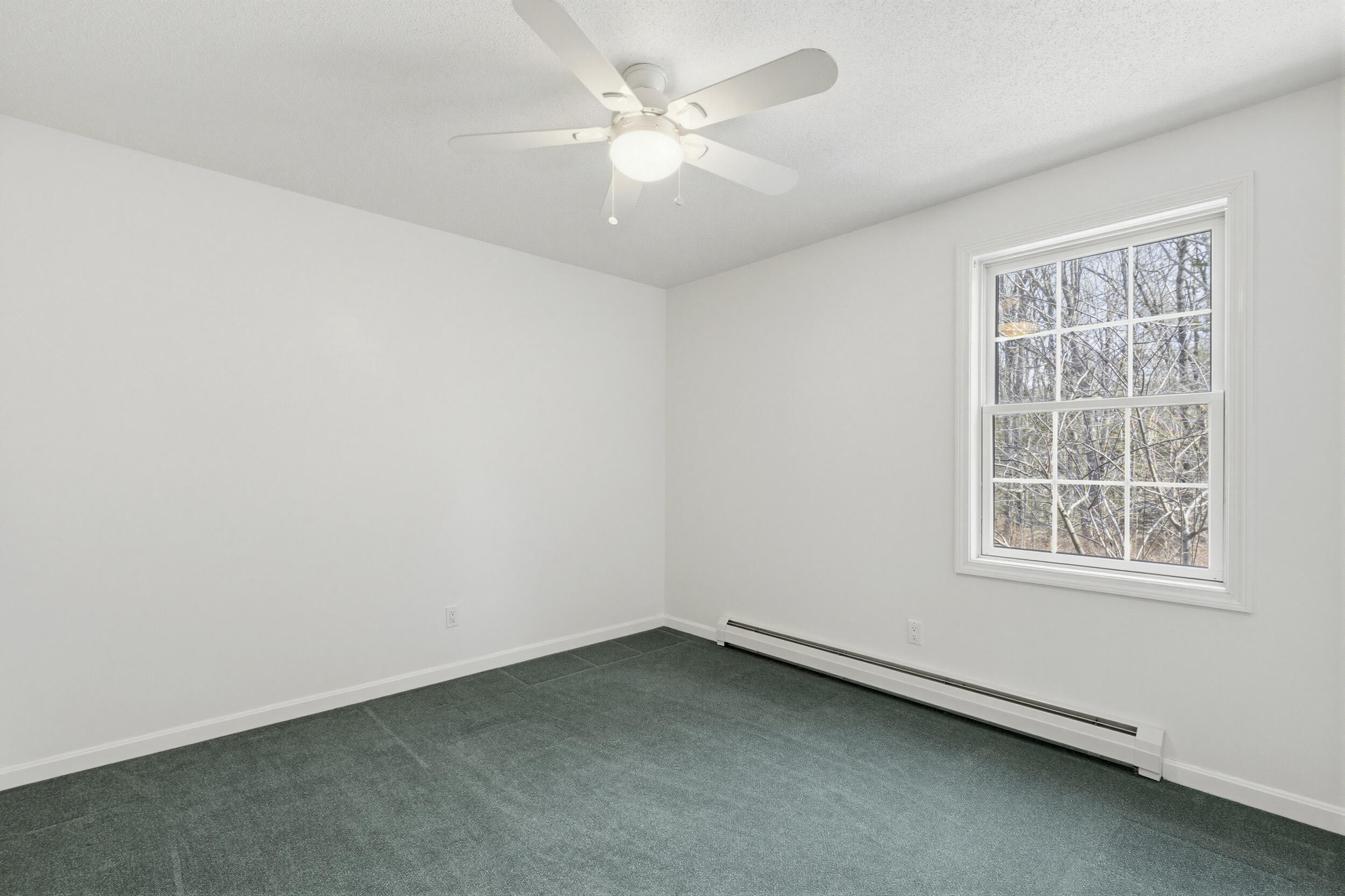 30 Meadow Lane, Unit 8 Freeport, ME 04032 - Photo 22 of 34 30 meadow ln, freeport, me 04032, usa24