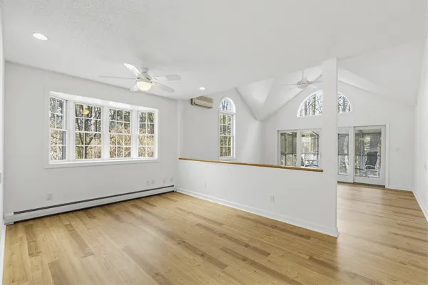 $529,900 | 30 Meadow Lane, Unit 8, Freeport, ME 04032