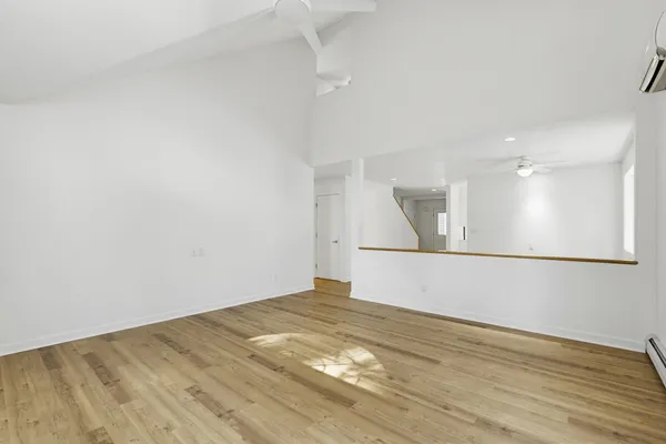 $529,900 | 30 Meadow Lane, Unit 8, Freeport, ME 04032