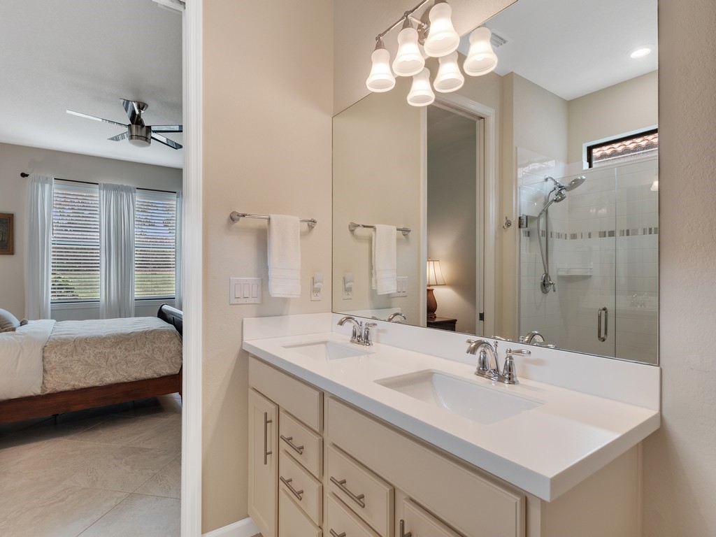 4633 Ibis Road Vero Beach, FL 32967 - Photo 21 of 29 Gallery Image 21