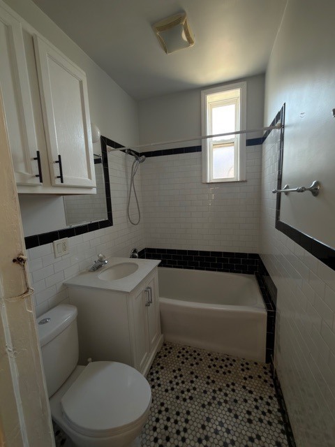 2723 West 18th Street, Unit 1 Chicago, IL 60608 - Photo 5 of 6