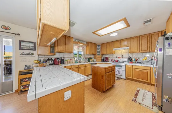$529,000 | 35095 Rough Rider Way, Raymond, CA 93653