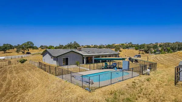 $529,000 | 35095 Rough Rider Way, Raymond, CA 93653